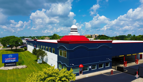 National Storage Southfield - 8 Mile Road - 21940 West 8 Mile Road
