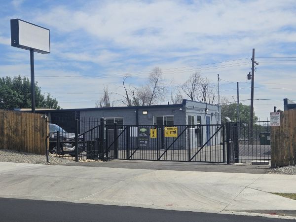 Extra Space Storage - 6871 - Denver - Devonshire Blvd - 8700 Devonshire Boulevard