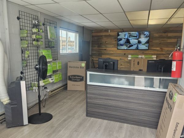 Extra Space Storage - 6871 - Denver - Devonshire Blvd - 8700 Devonshire Boulevard