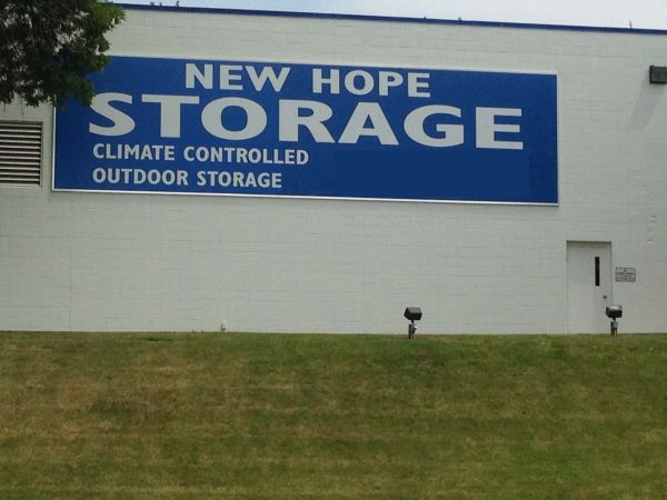 New Hope Storage. - 9300 52nd Avenue North