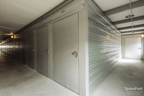 U-Save Park Self Storage. - 3800 Louisiana Avenue South