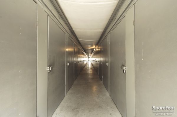 U-Save Park Self Storage. - 3800 Louisiana Avenue South
