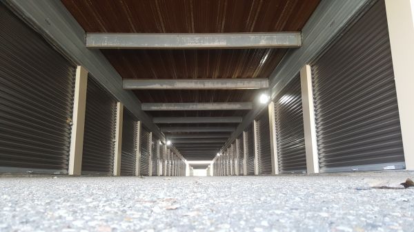 U-Save Park Self Storage. - 3800 Louisiana Avenue South