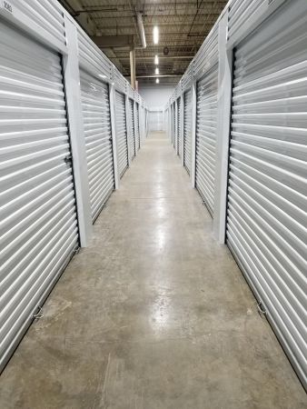 Meadowbrook Self Storage. - 3938 Meadowbrook Road