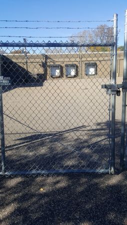 Meadowbrook Self Storage. - 3938 Meadowbrook Road