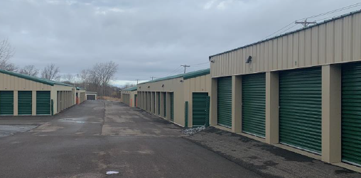 LocalStorage Auburn 263 Grant - 263 Grant Avenue