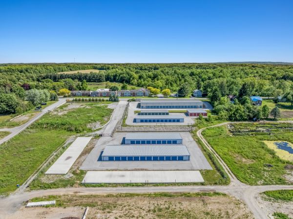 LocalStorage Madison - 7551 South Ridge Road