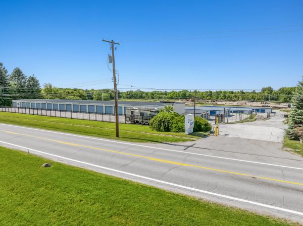 LocalStorage Madison - 7551 South Ridge Road