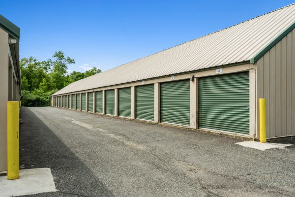 LocalStorage Granby - 138 West State Street