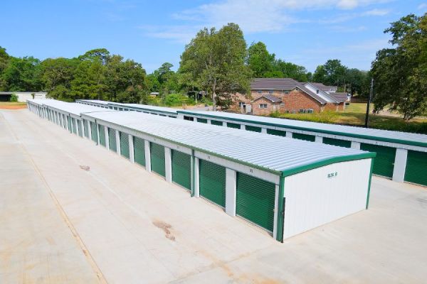 Tryon Road Self Storage - 4139 Tryon Road