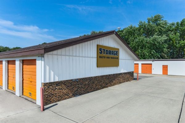 Master Mini Warehouse - 2044 South 11th Street