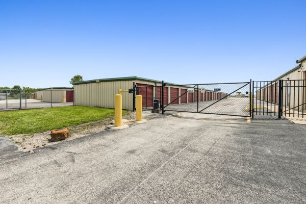 LocalStorage Bethalto - 823 South Prairie Street