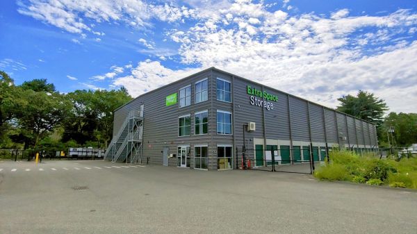 Extra Space Storage - 6849 - Springfield - Saint James Ave - 553 Saint James Avenue