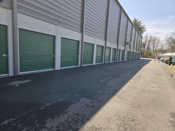 Extra Space Storage - 6849 - Springfield - Saint James Ave - 553 Saint James Avenue