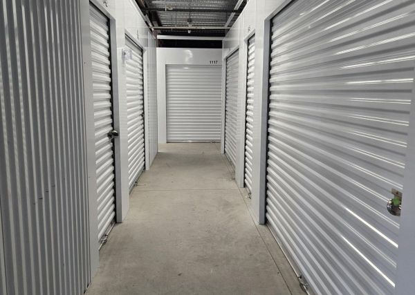 Extra Space Storage - 6849 - Springfield - Saint James Ave - 553 Saint James Avenue
