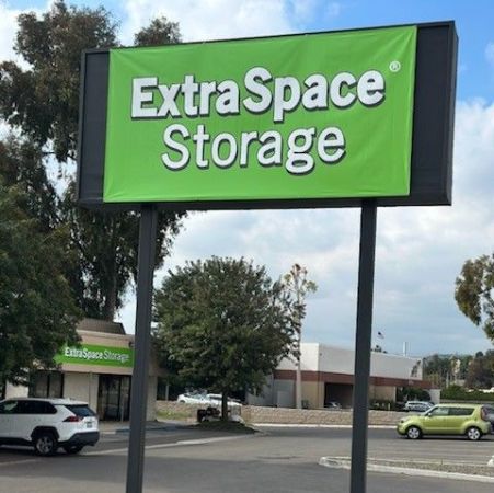 Extra Space Storage - 6862 - Walnut - Fairway Dr - 955 Fairway Drive