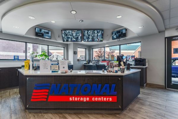 National Storage Comstock Park - Alpine - 4000 Alpine Avenue Northwest