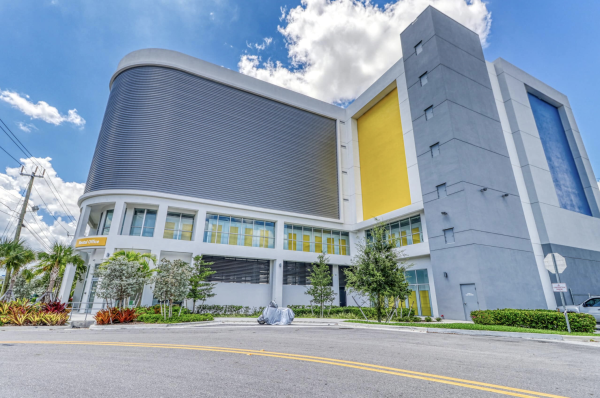 Snapbox Self Storage - Fort Lauderdale - 1401 Southwest 1st Avenue - 1401 Southwest 1st Avenue