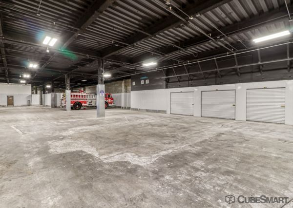 CubeSmart Self Storage AZ Phoenix N Metro Pkwy W - 9809 North Metro Parkway West