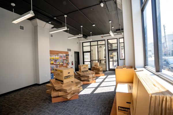 StorageMart - Grand Blvd & 5th St - 417 Grand Boulevard