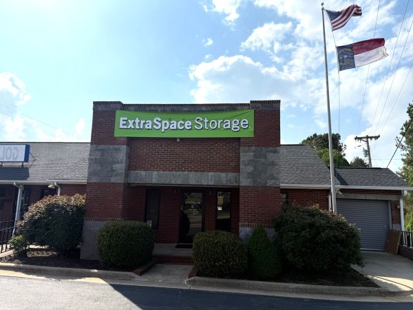Extra Space Storage - 6826 - Statesville - Pump Station Rd - 120 Pump Station Road