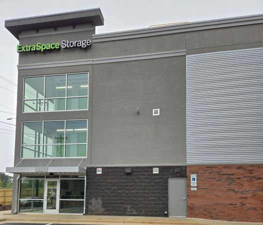 Extra Space Storage - 6668 - Raleigh - Creedmoor Rd - 6110 Creedmoor Road