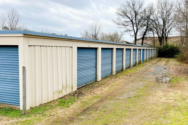 Chattooga Self Storage - 10232 Commerce Street