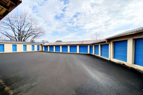 Chattooga Self Storage - 10232 Commerce Street