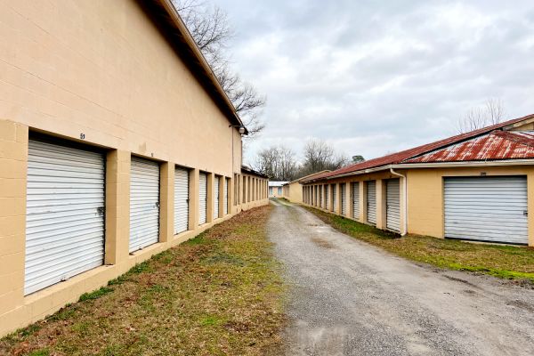Chattooga Self Storage - 10232 Commerce Street
