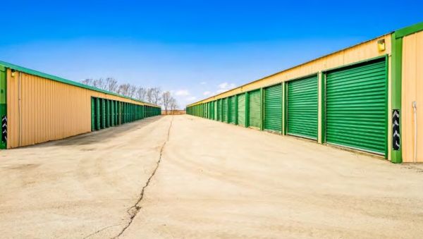 Owl Storage - Kankakee - 2185 South Kensington Avenue