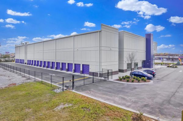 Full House Storage - Jacksonville - 570 Richlands Highway