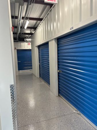 Storage Sense - Millbrook - Oak Tree - 5375 Oak Tree Road