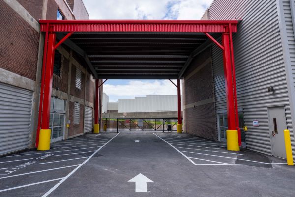 Devon Self Storage - 9196 - Union Blvd - 4222 Union Boulevard