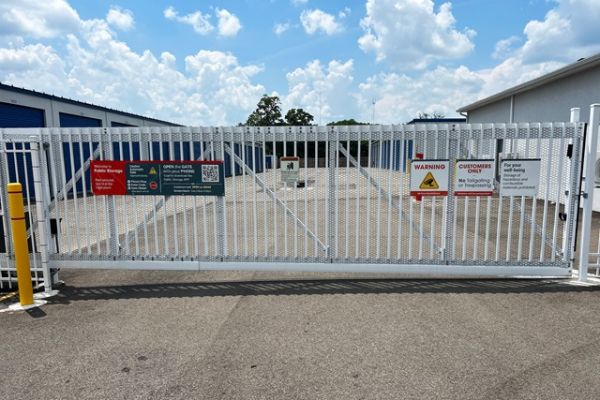 Public Storage - Moraine - 2455 Dryden Rd - 2455 Dryden Rd