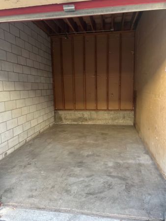 BA Storage - 620 N Heliotrope Dr
