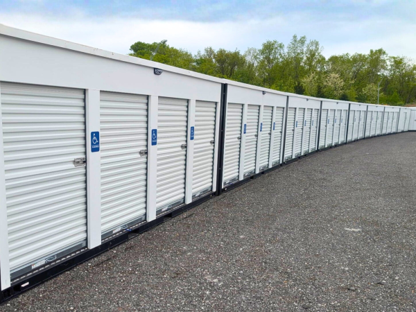 BOXIT Storage Centers - 711 North Fairview Road