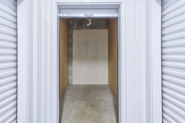 Storwell Storage - H - 497 SE H St