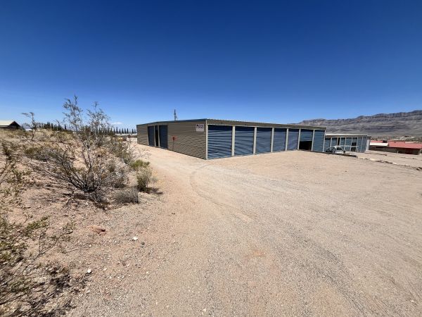 Mohave Storage - Meadview 295 Bradley Bay (MOH) - 295 Bradley Bay Drive