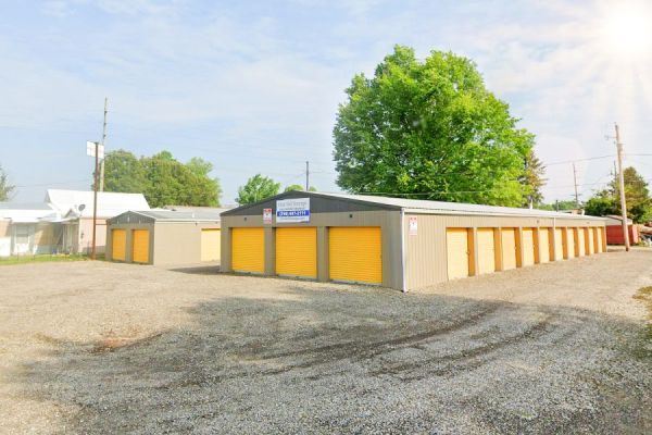 Stax Self Storage - 3605 Perry Street