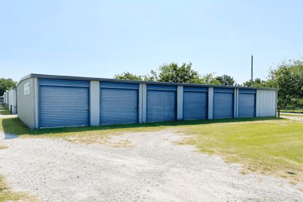 Honeycrisp Self Storage - Tolar - 205 Tolar Cemetery Road