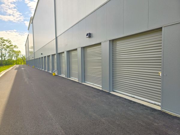 Extra Space Storage - 6741 - Buffalo Grove - Lexington Dr - 105 Lexington Drive