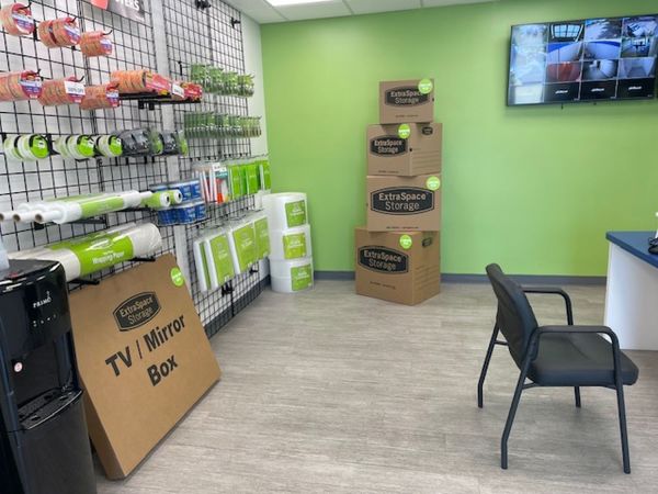 Extra Space Storage - 6872 - Port Charlotte - 18485 Paulson Dr - 18485 Paulson Drive