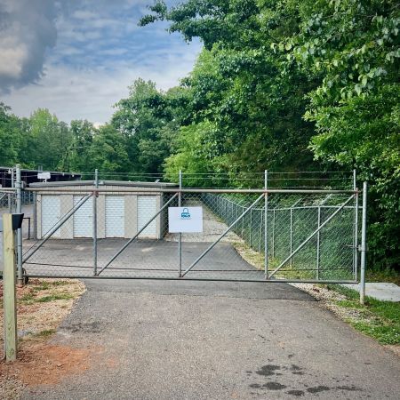 Back Water RV Park & Self Storage - 761 Lee Road 344