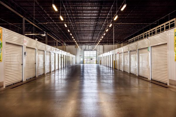 StorageMart - W Bradley Rd - 4059 West Bradley Road