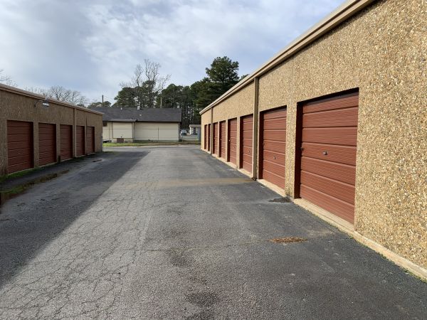 Square Space Storage - Doyle Spring - 8801 Doyle Springs Road