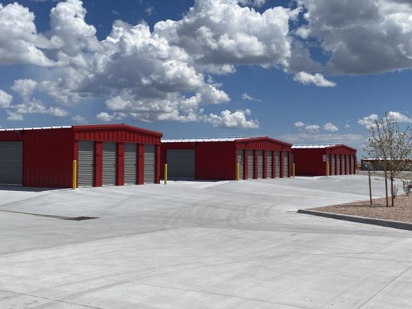ClearHome Self Storage - Bison - 622 West Allison Road