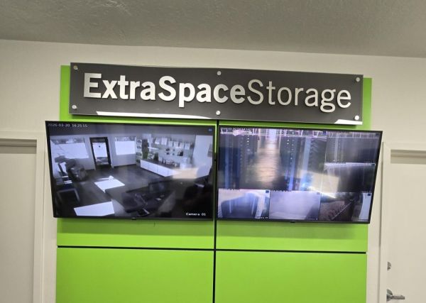 Extra Space Storage - 6917 - Walnut Creek - Oak Grove Rd - 1925 Oak Grove Road