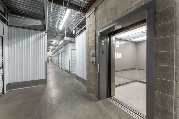 Nova Storage LA Gardena - 13129 South Figueroa Street