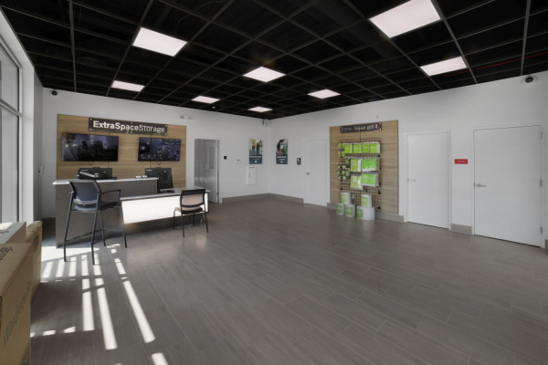 Extra Space Storage - 6784 - Bensenville - Irving Park Rd - 1180 West Irving Park Road