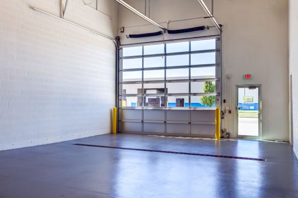 StorageMart - Shermer & Janke - 2121 Shermer Road